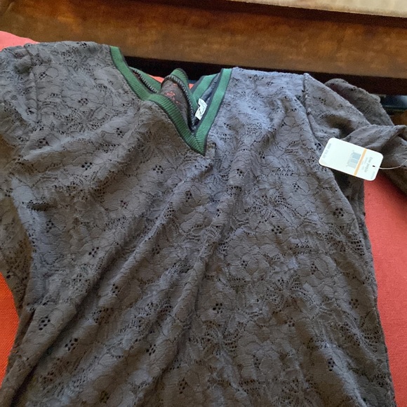 Free People NWT V-Neck Blue-Gray & Green Lace Shirt - Size Sm. STUNNING! - Picture 6 of 9